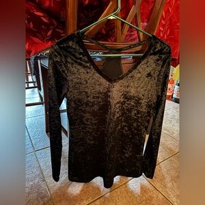 Vocal U.S.A. Black Velvet Long Sleeve Top